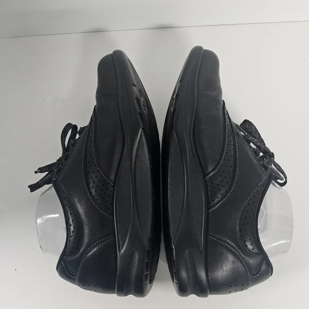 SAS solid black